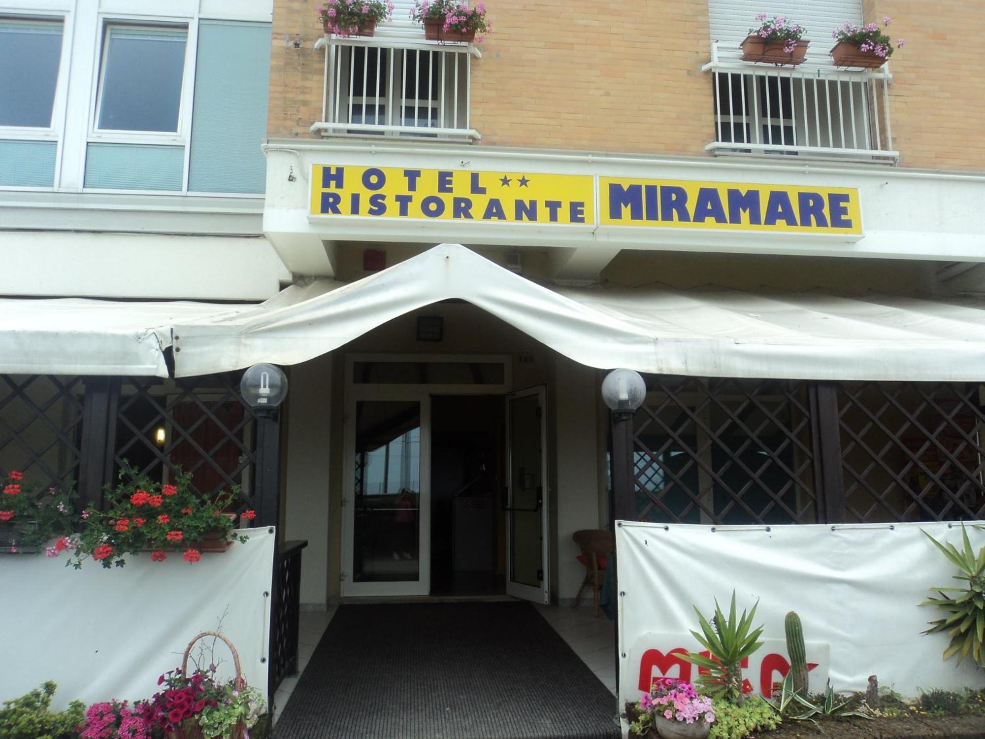 米拉马雷餐厅酒店 佩萨罗 外观 照片
